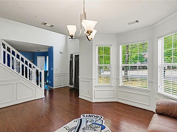 3rd image of 8710 Walworth Ct