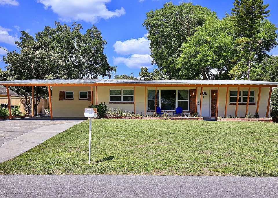 1st image of 1621 Poe Ave