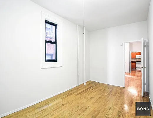 Rented by Bond New York | media 12