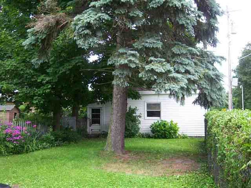 3rd image of 254 STOW Avenue