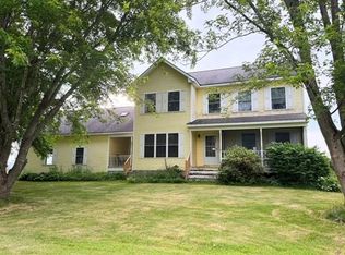 325 Maquam Shore Rd, Swanton, VT 05488