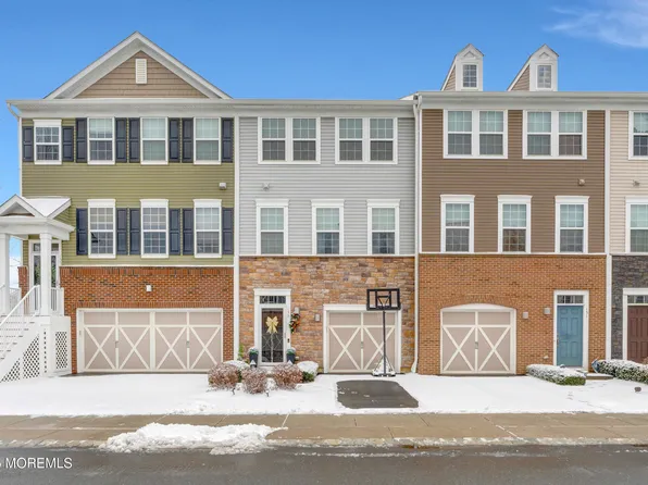 153 Waypoint Drive, Eatontown, NJ 07724