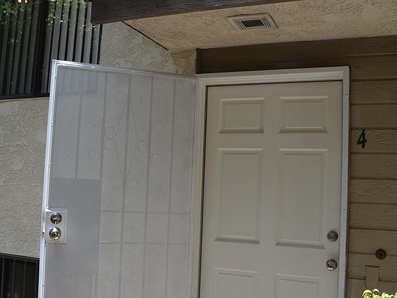 5th image of 1149 Magnolia Ave APT 4
