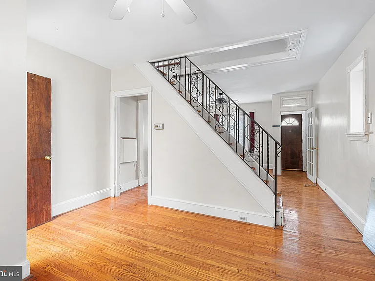 345 W Mount Pleasant Ave — Photo 6