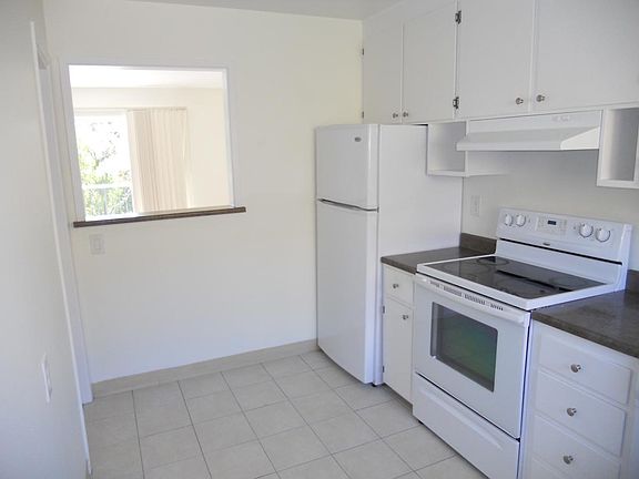 4th image of 1645 Mar West St APT 5