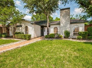 1909 Rambling Ridge Ln, Carrollton, TX 75007