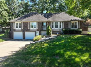 14605 E Berkshire Dr, Independence, MO 64055