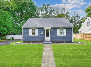 80 Seymour Ave, Springfield, MA 01109