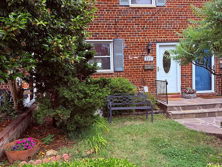 207 Tennessee Ave — Photo 1