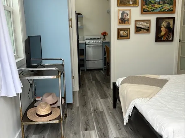 3410 Crest Dr, Manhattan Beach, CA 90266