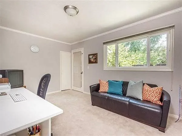 830 Seale Ave — Photo 13
