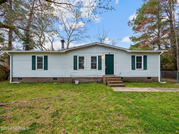 107 Paula Place, Jacksonville, NC 28540