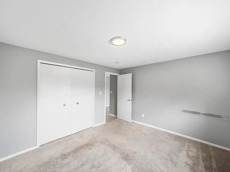 Grandview Pointe — Photo 23