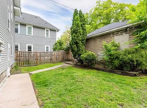 2642 Emerson Ave N #2 — Photo 6