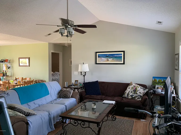 7513 Brittany Lakes Dr — Photo 3