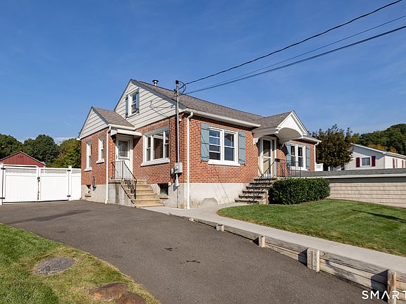 3rd image of 27 Kodak Street
