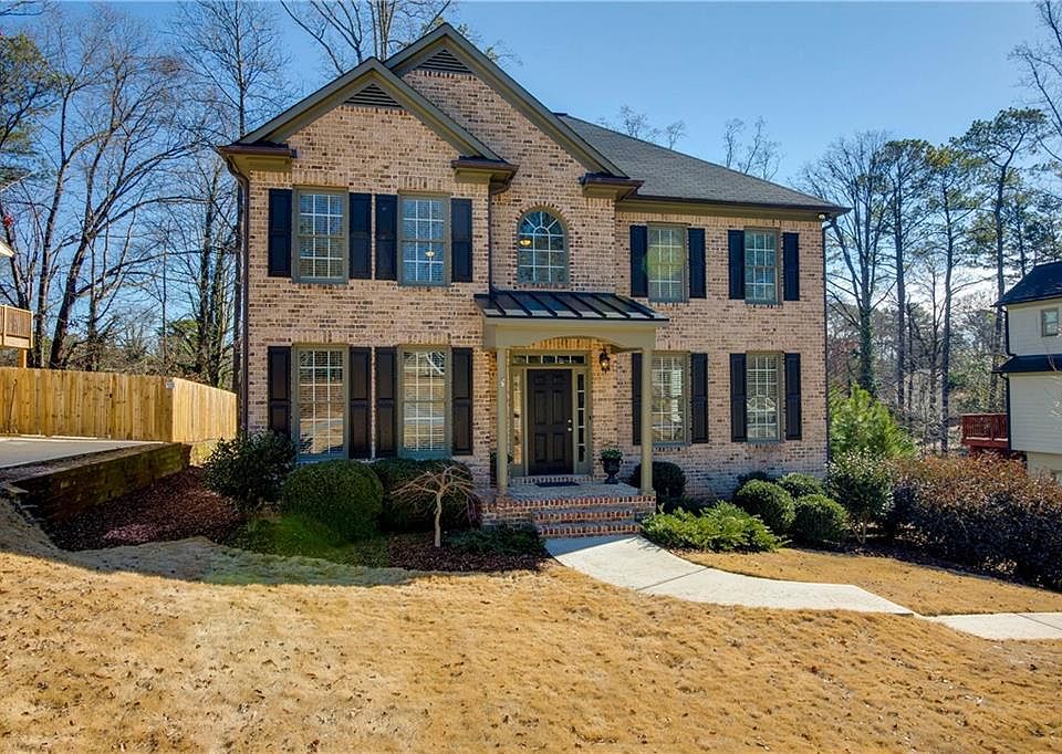 1st image of 2635 Carolyn Dr SE