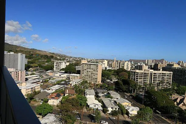 Keeaumoku St — Photo 9