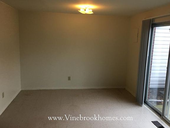4th image of 7573 Mount Hood St