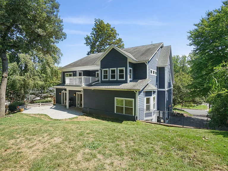 1530 Forest Villa Ln — Photo 75
