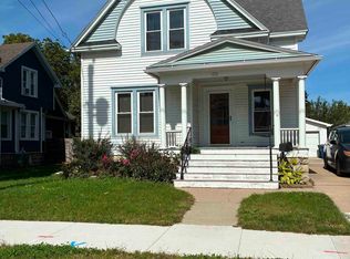 332 W 15th Ave, Oshkosh, WI 54902