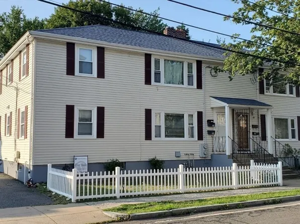 104 Beech St #1, Belmont, MA 02478