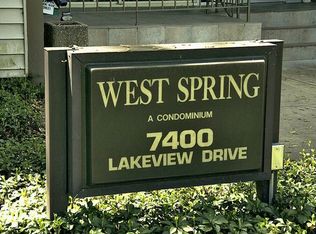 7400 Lakeview Dr APT 406, Bethesda, MD 20817