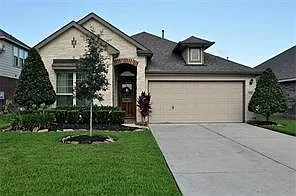 215 Lighthouse Bay Ln — Photo 1