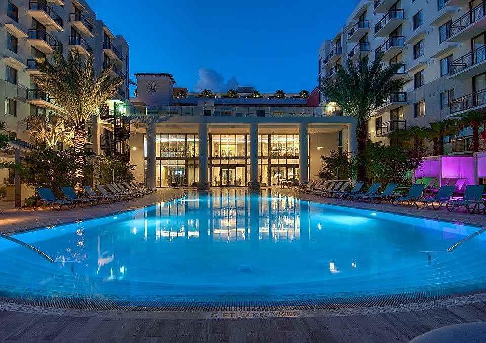 Saltwater Zero Edge Beach Entry Pool