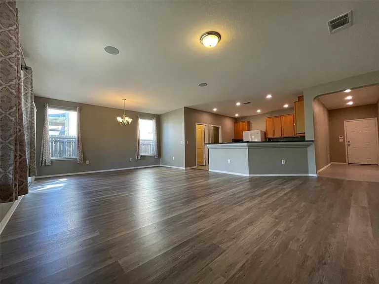 6808 Ondantra Bnd — Photo 3