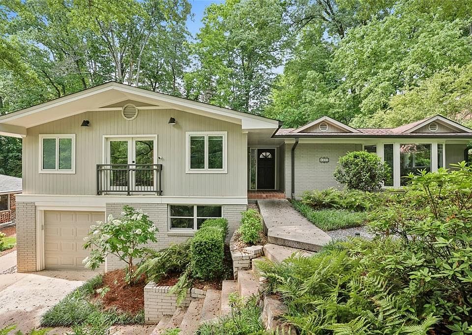 1st image of 2481 Melinda Dr NE