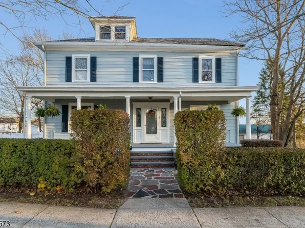 205 Warren St, Hackettstown Town, NJ 07840