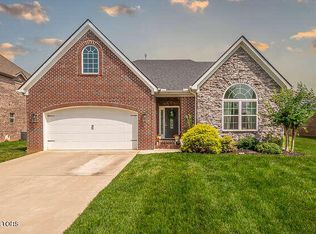 1010 Prince George Parish Dr, Knoxville, TN 37934