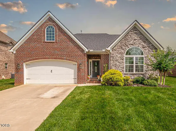 1010 Prince George Parish Dr, Knoxville, TN 37934