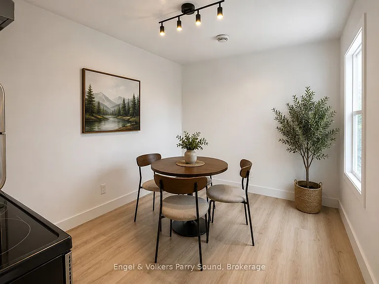 5 Seguin St #5A — Photo 7