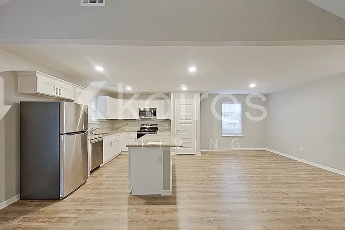 136 Western Red Cedar Dr — Photo 10