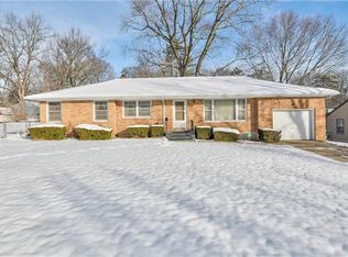 10408 E 36th St, Independence, MO 64052