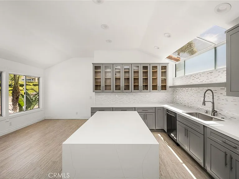 24802 Sea Crest Dr — Photo 10