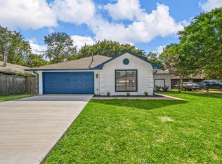 6905 Abilene Dr, Sachse, TX 75048