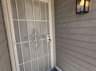 4670 Tracylynn Ln APT B, Las Vegas, NV 89121