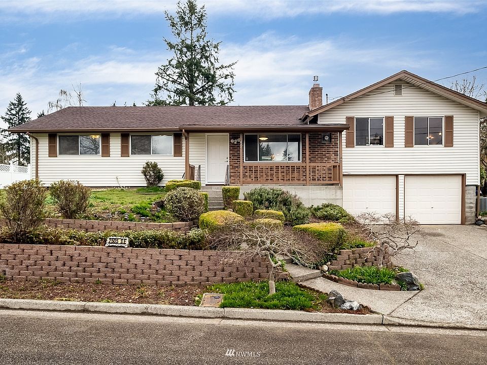 1st image of 2505 25th St SE