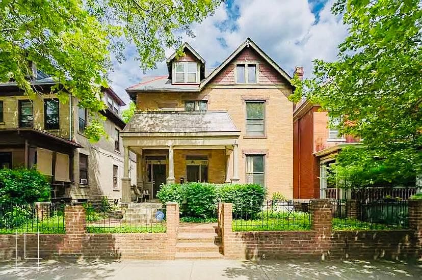 1st image of 812 Neil Ave #812