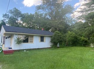 3810 Hanna St, Fayetteville, NC 28304