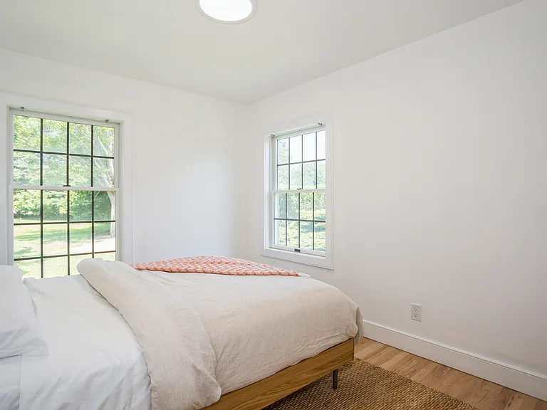 10 Uncle Leos Ln — Photo 18