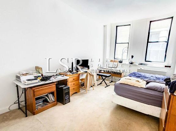 4th image of 39 John St APT 2A