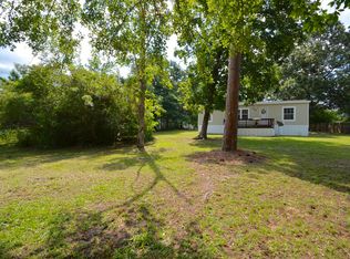 324 General Moultrie Dr, Bonneau, SC 29431