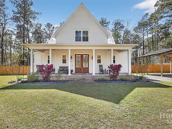 3rd image of 320 Long Pond Road