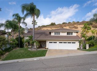 22241 Dardenne St, Calabasas, CA 91302