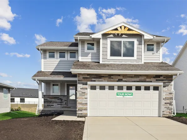 18323 Alpine Dr, Clive, IA 50325
