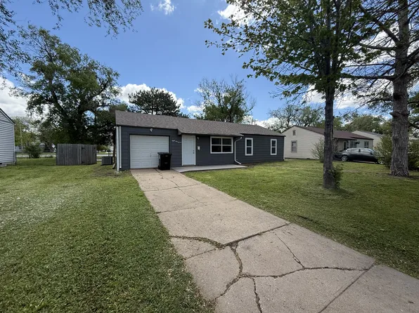 857 Osage Ave, Salina, KS 67401